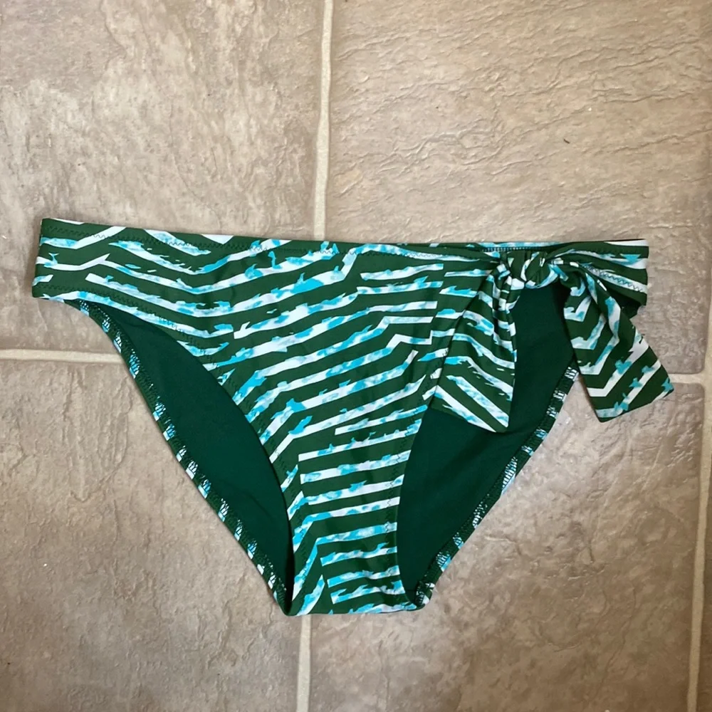 2 for $20! Aerie Bikini Bottoms - Picture 1 of 4